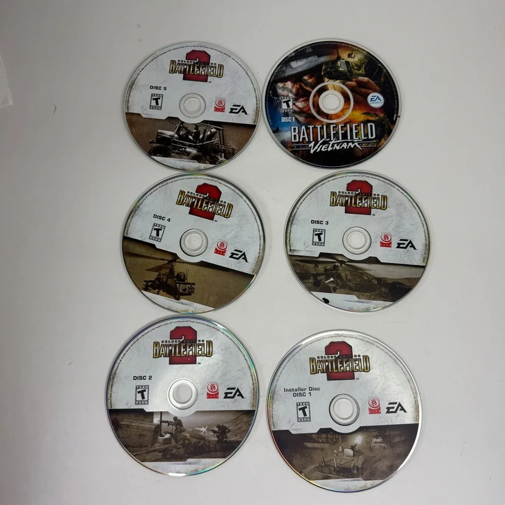 Battlefield 2 Deluxe‎ Edition PC CD ROM Game with Vietnam Expansion Pack
